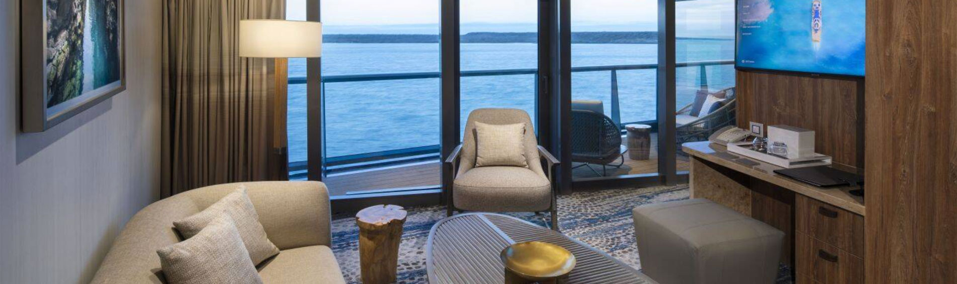 CELEBRITY-FLORA-Royal-Suite