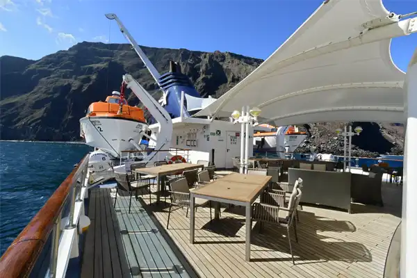 CELEBRITY XPEDITION al fresco dining