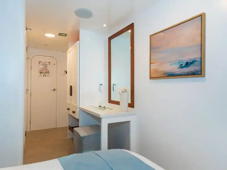 OCEAN SPRAY Golden-Stateroom-Single-7-800x600 copy