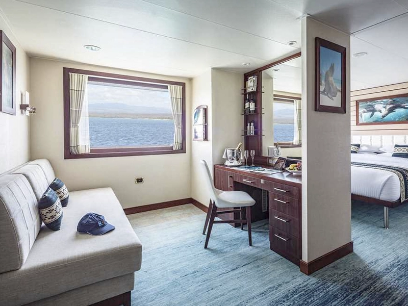 NATIONAL-GEOGRAPHIC-ENDEAVOUR-II-cabins-suite-C-image