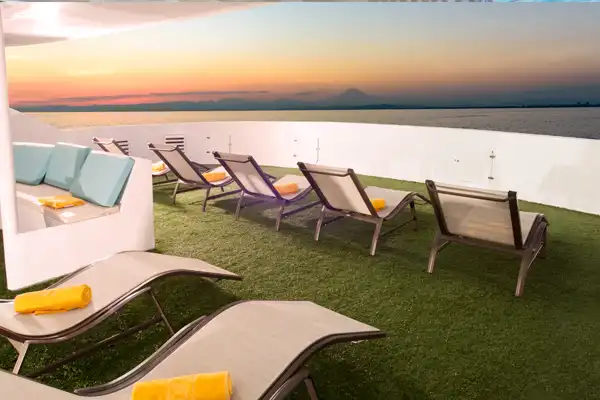 ECOGALAXY Solarium chairs ocean facing