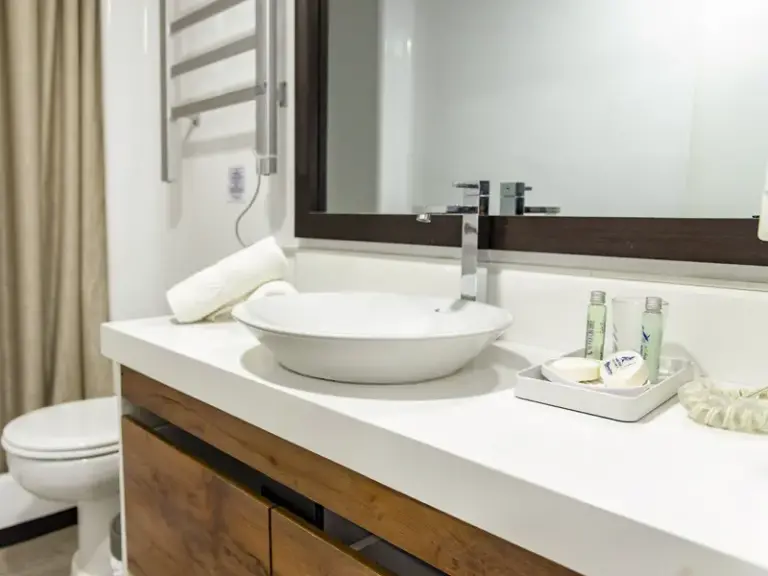 ECOGALAXY-bathroom-image
