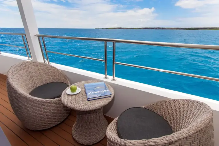INFINITY YACHT standard double balcony tablle chairs