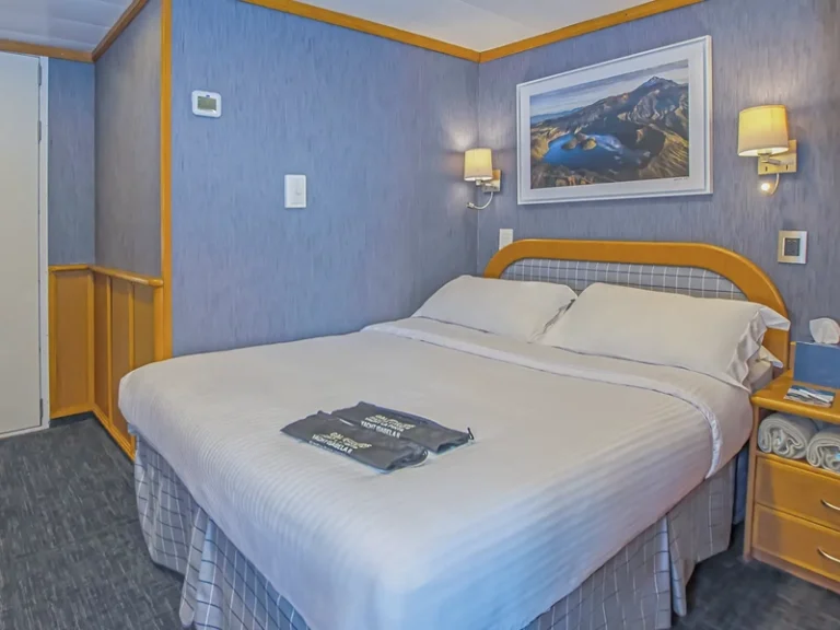 ISABELA-II-standard-cabin-2-image