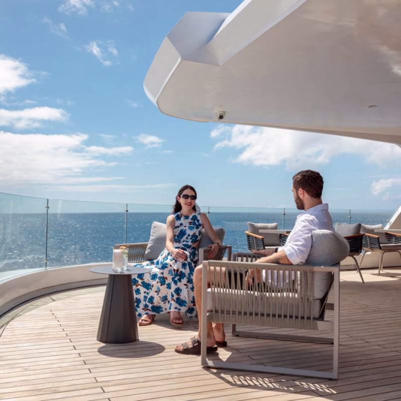 Prices-thumbnail-Lounge-300-2-Hermes-Galapagos-Mega-Catamaran